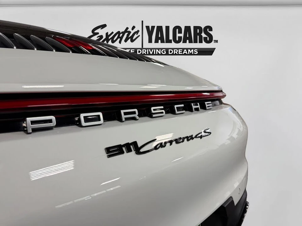 2020 Porsche 992 Carrera - Image 11 of 31