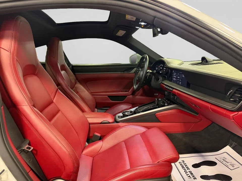 2020 Porsche 992 Carrera - Image 23 of 31