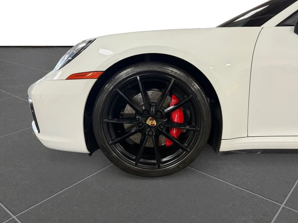 2020 Porsche 992 Carrera - Image 13 of 31