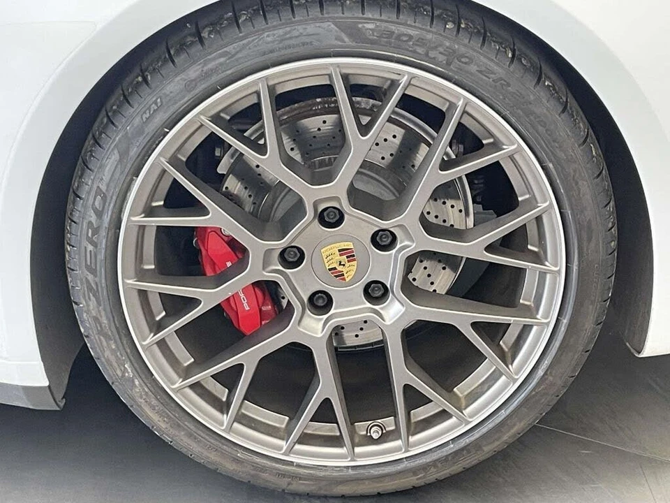2020 Porsche 992 Carrera - Image 12 of 31