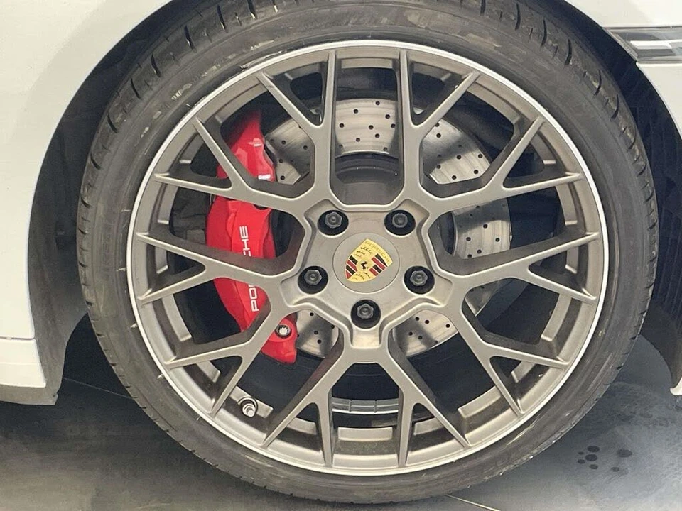 2020 Porsche 992 Carrera - Image 14 of 31