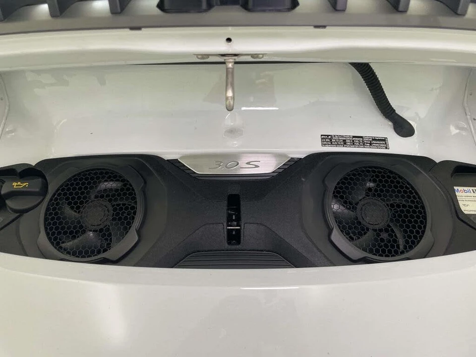 2020 Porsche 992 Carrera - Image 19 of 31