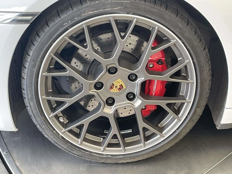 2020 Porsche 992 Carrera - Image 11 of 31