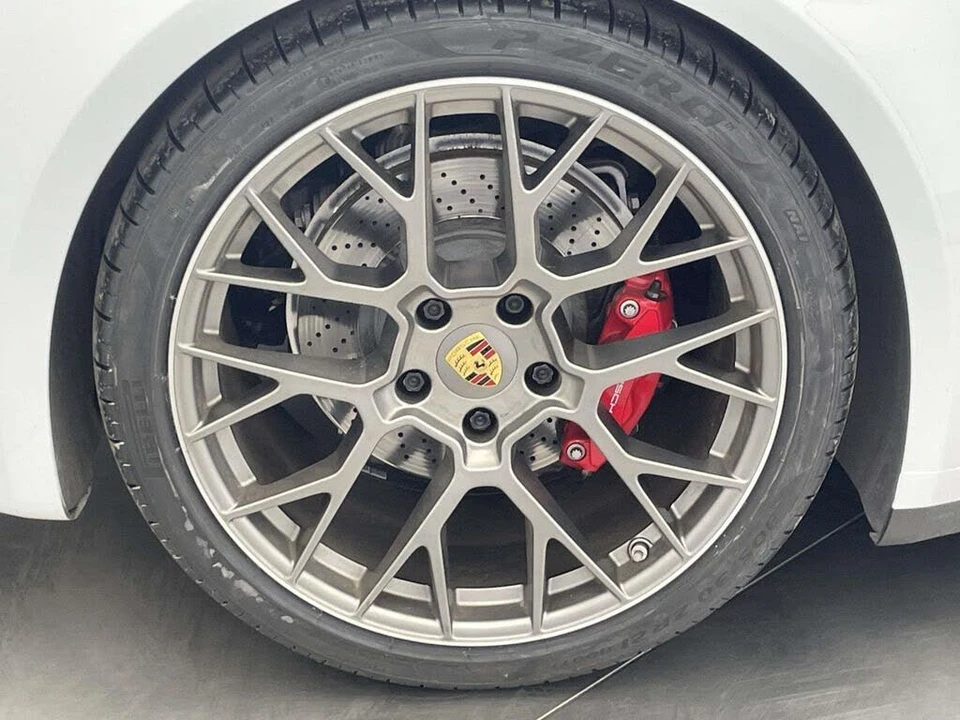 2020 Porsche 992 Carrera - Image 13 of 31