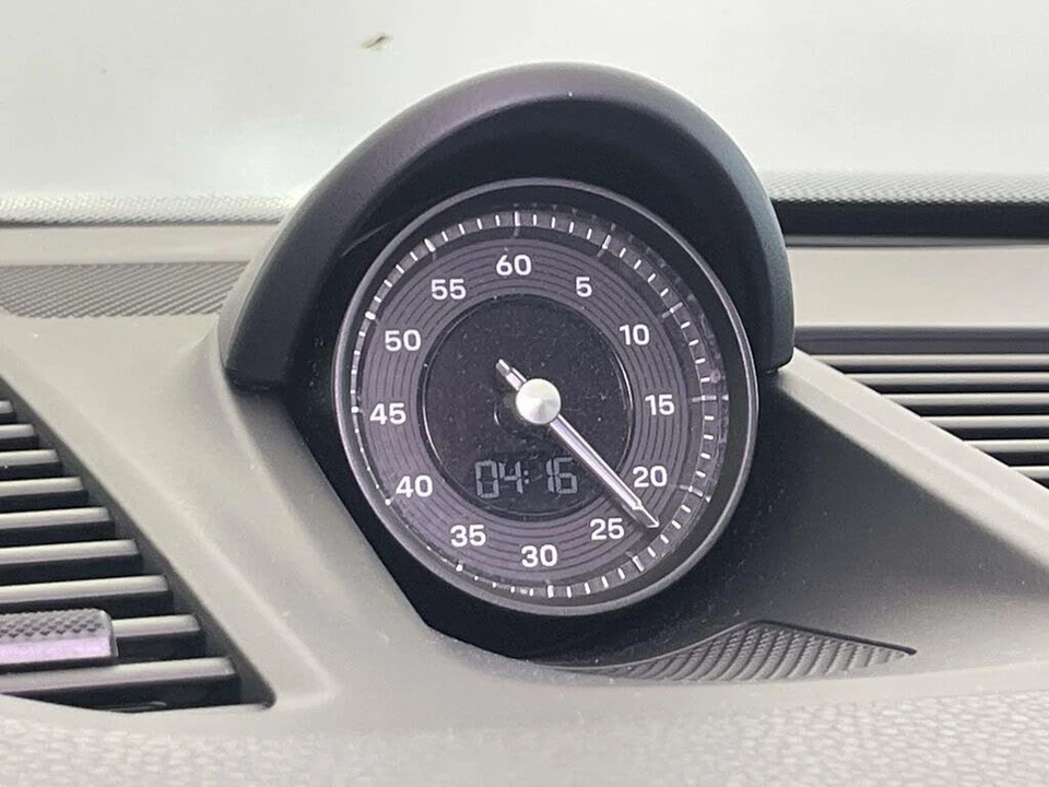 2020 Porsche 992 Carrera - Image 25 of 31