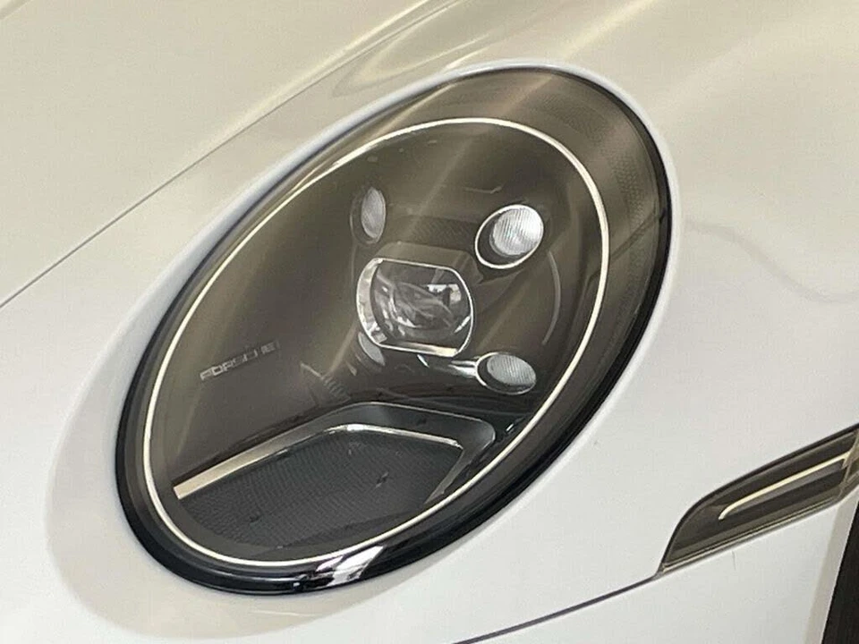 2020 Porsche 992 Carrera - Image 15 of 31