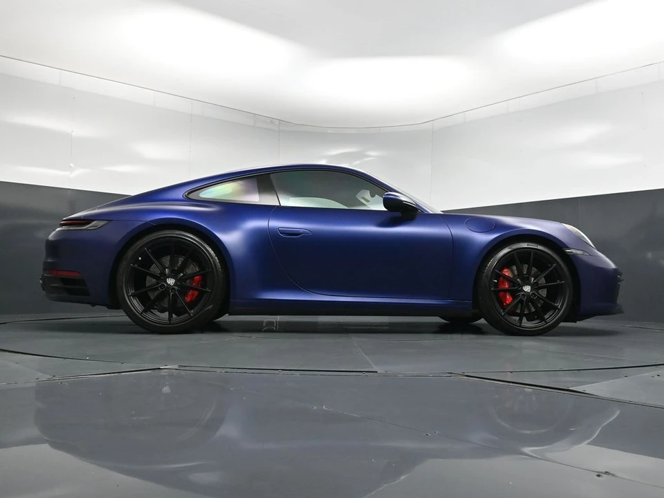 2020 Porsche 992 Carrera - Image 27 of 31