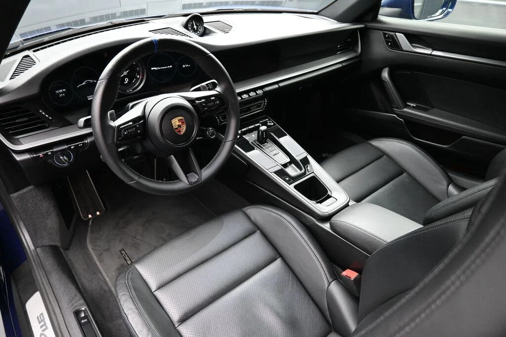 2020 Porsche 992 Carrera - Image 4 of 31