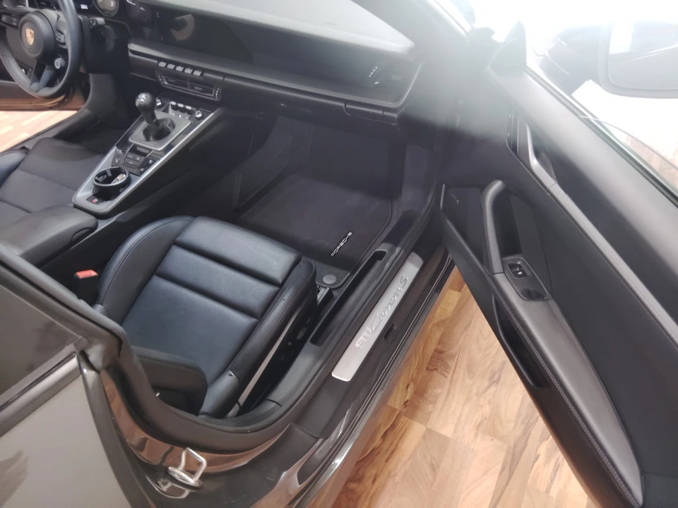 2020 Porsche 992 Carrera S - Image 13 of 21