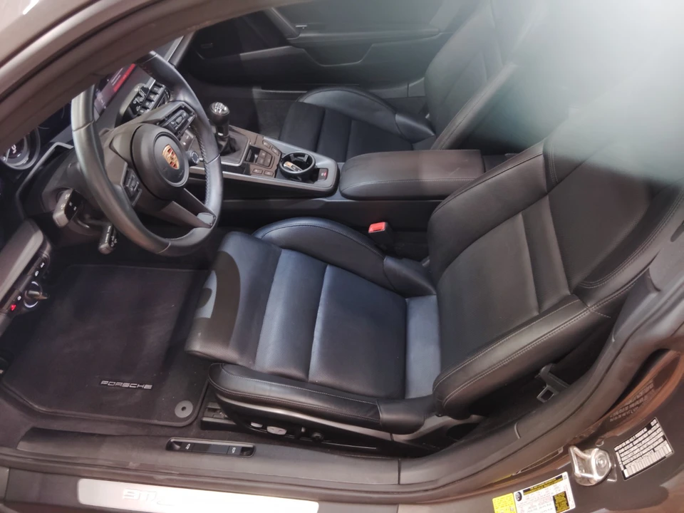 2020 Porsche 992 Carrera S - Image 11 of 21