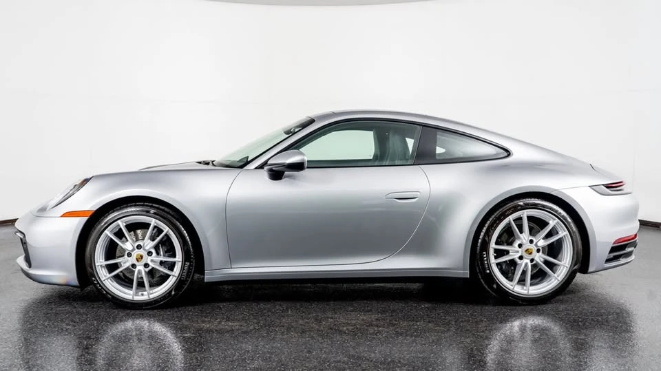 2020 Porsche 992 Carrera - Image 7 of 19