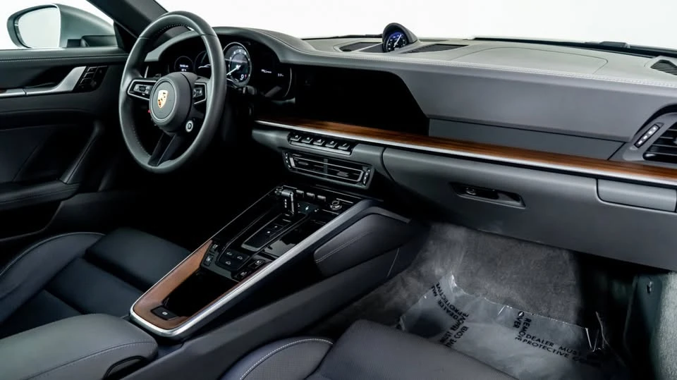 2020 Porsche 992 Carrera - Image 13 of 19