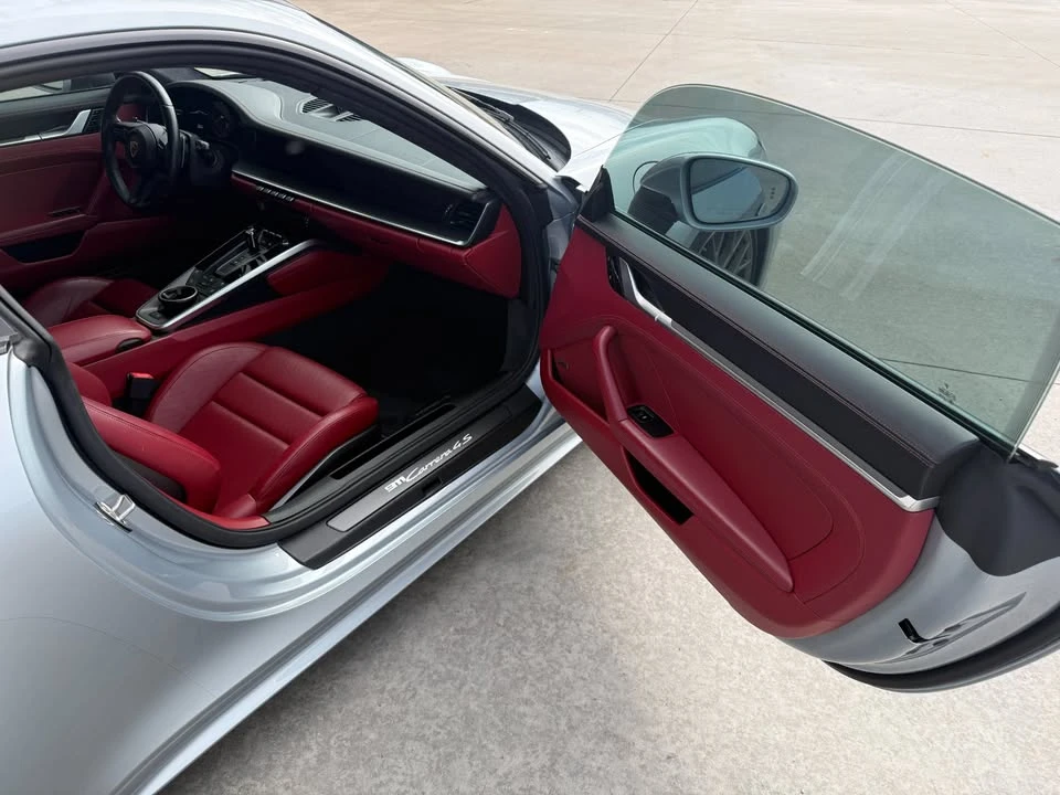 2020 Porsche 992 Carrera 4S - Image 16 of 20