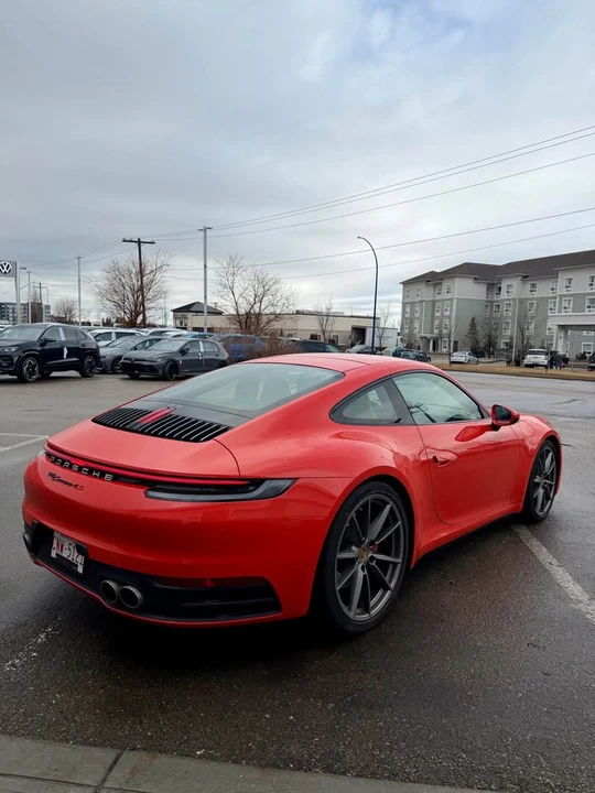 2020 Porsche 992 Carrera 4S - Image 6 of 11