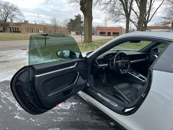 2020 Porsche 992 Carrera 4S - Image 8 of 17