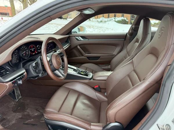 2020 Porsche 992 Carrera 4S - Image 9 of 18