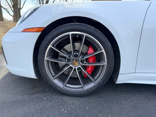 2020 Porsche 992 Carrera 4S - Image 7 of 19