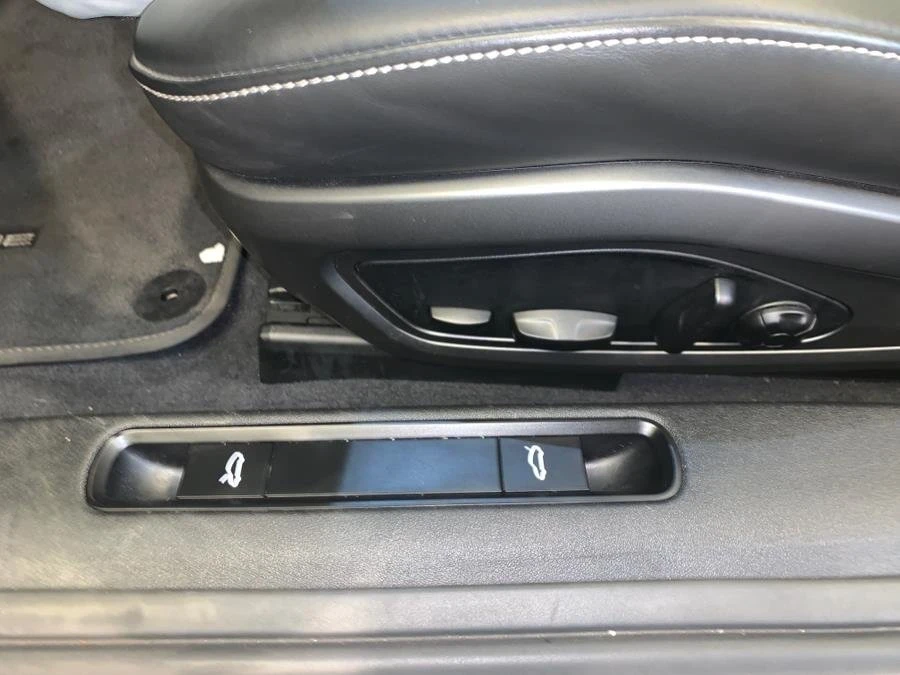 2020 Porsche 992 Carrera 4S - Image 9 of 15