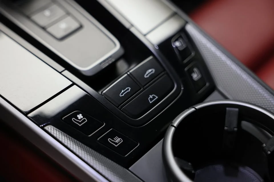 2020 Porsche 992 Carrera 4S - Image 20 of 20