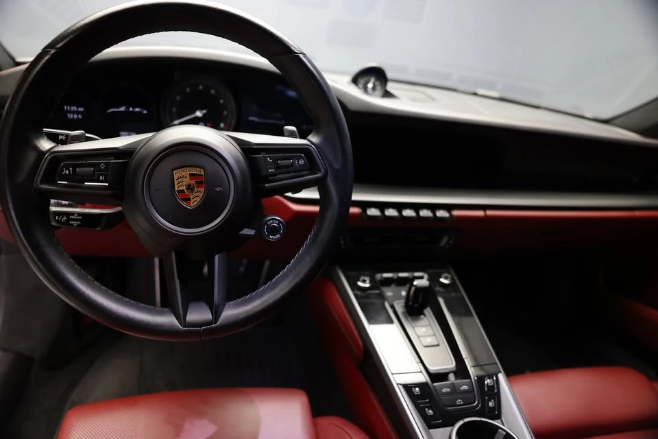 2020 Porsche 992 Carrera 4S - Image 17 of 20