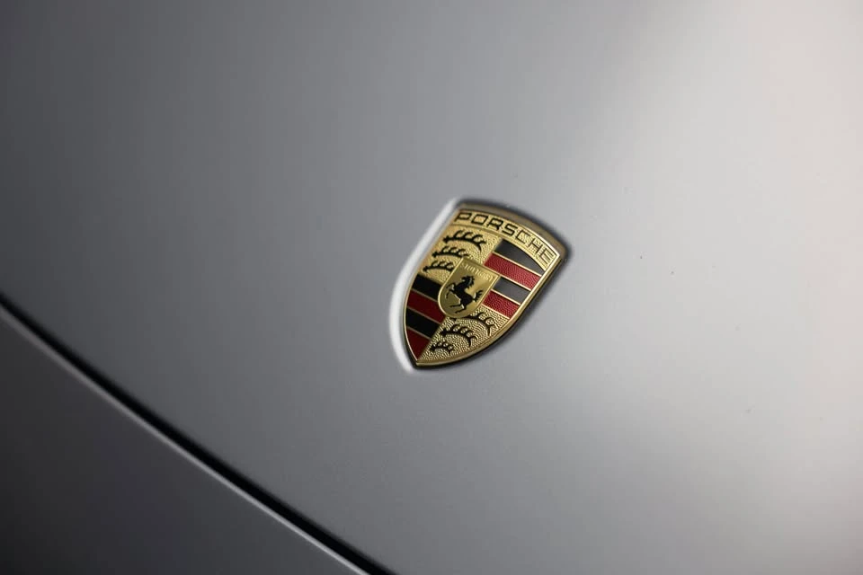 2020 Porsche 992 Carrera 4S - Image 9 of 20