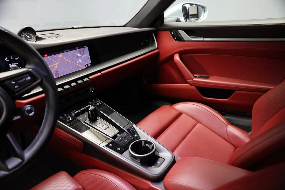 2020 Porsche 992 Carrera 4S - Image 14 of 20