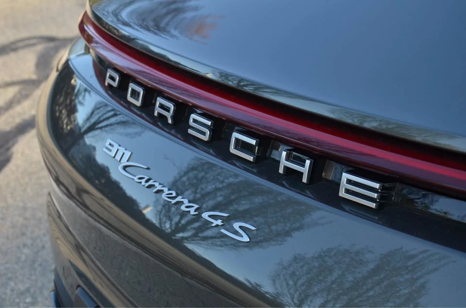 2020 Porsche 992 Carrera 4S - Image 6 of 19