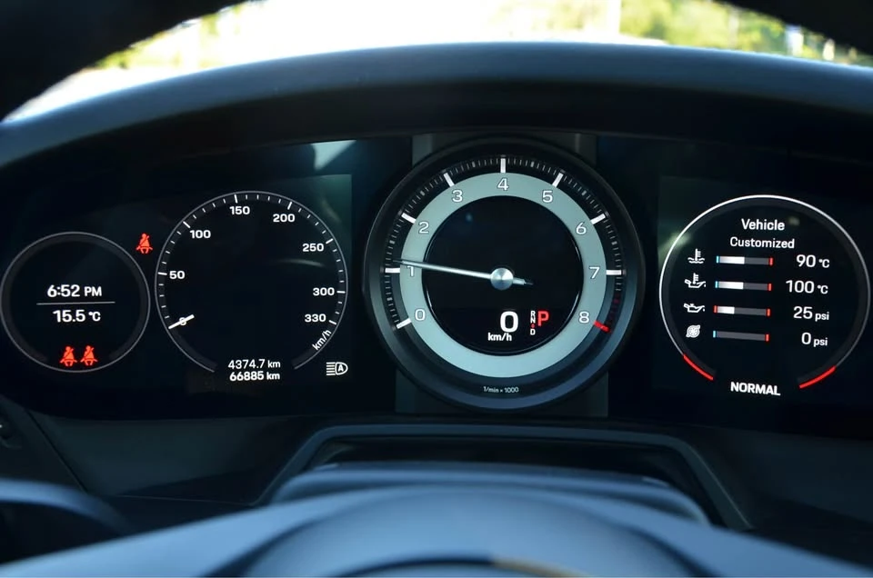 2020 Porsche 992 Carrera 4S - Image 18 of 19