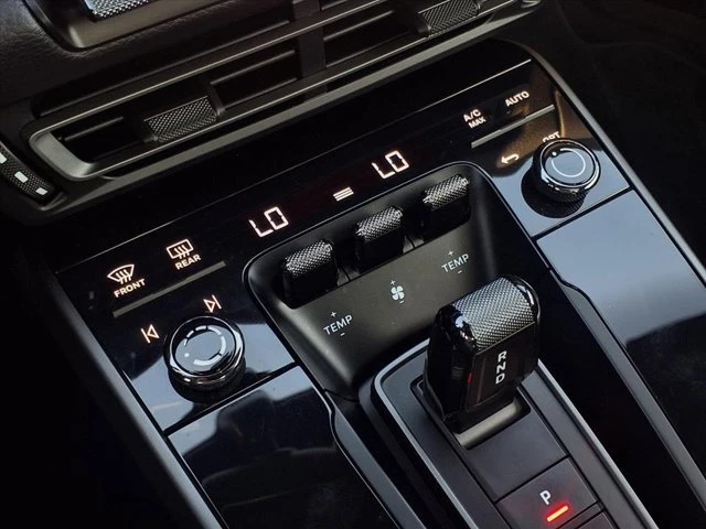 2020 Porsche 992 Carrera - Image 19 of 20
