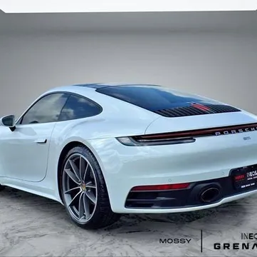 2020 Porsche 911 Carrera