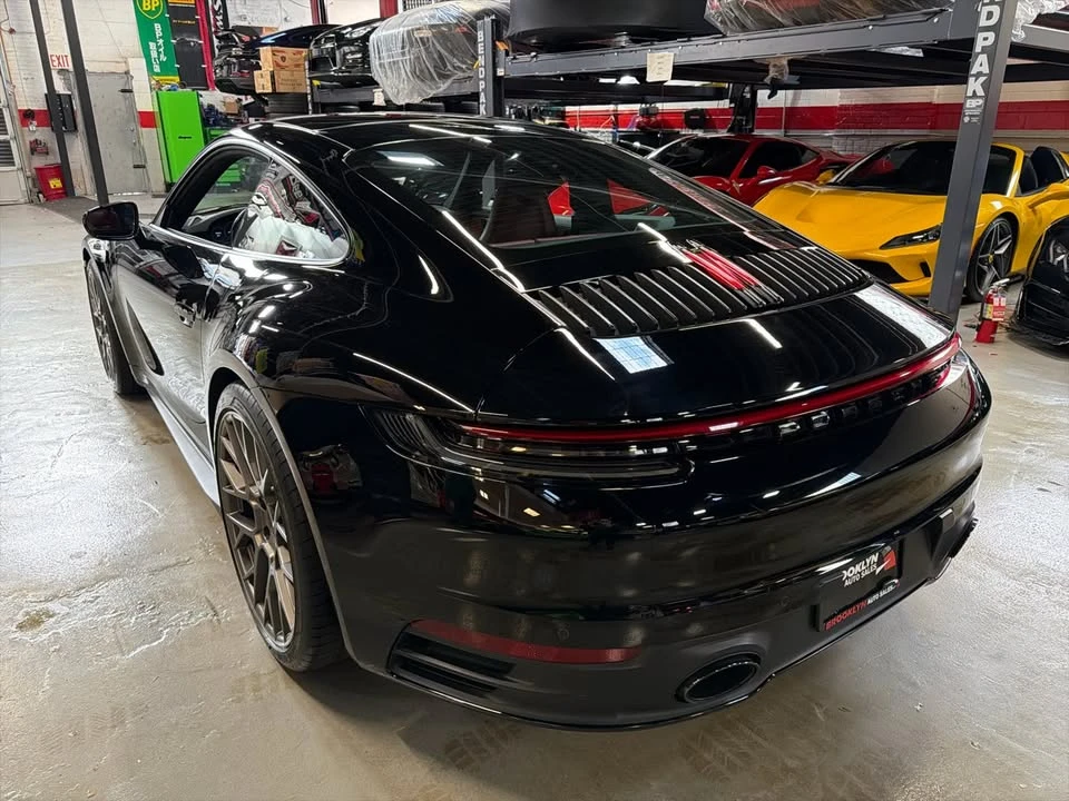 2020 Porsche 992 Carrera - Image 6 of 19
