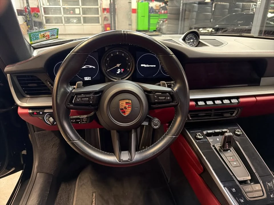 2020 Porsche 992 Carrera - Image 10 of 19
