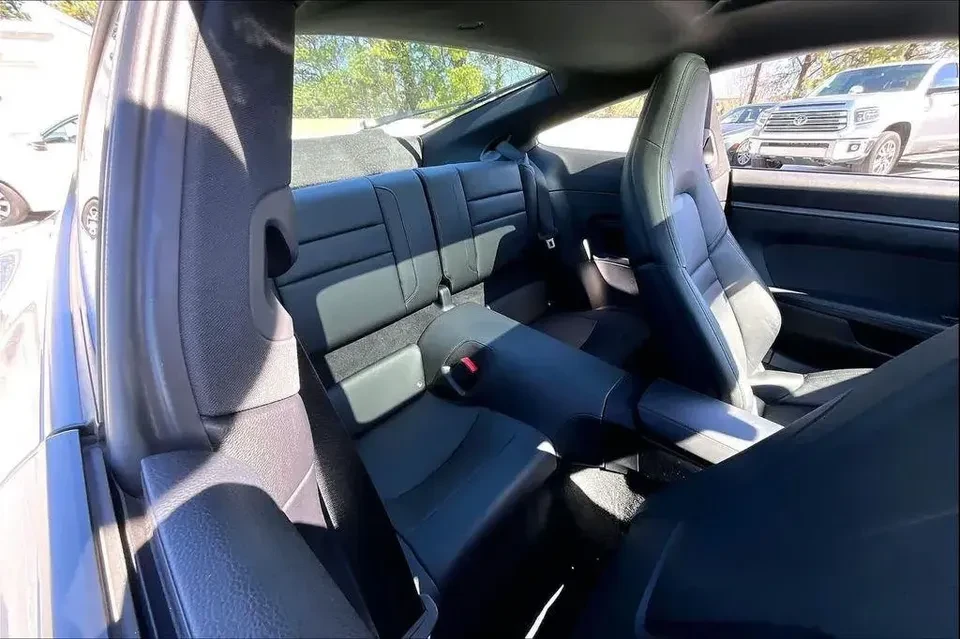 2020 Porsche 992 Carrera - Image 16 of 19