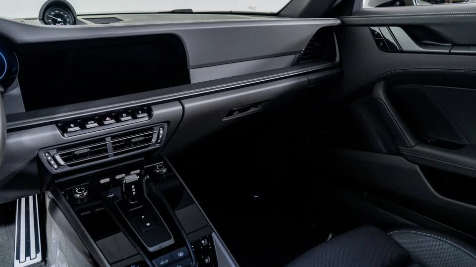 2020 Porsche 992 Carrera S - Image 13 of 20