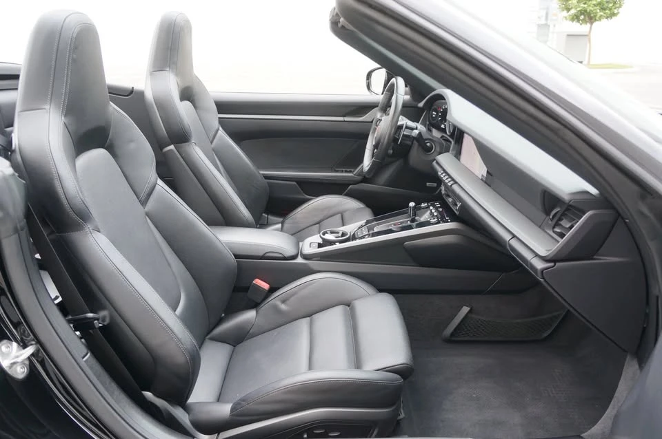 2020 Porsche 992 Carrera S - Image 7 of 18