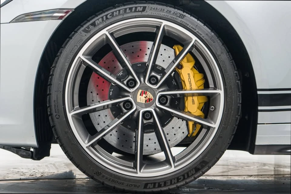 2020 Porsche 992 Carrera S - Image 6 of 14