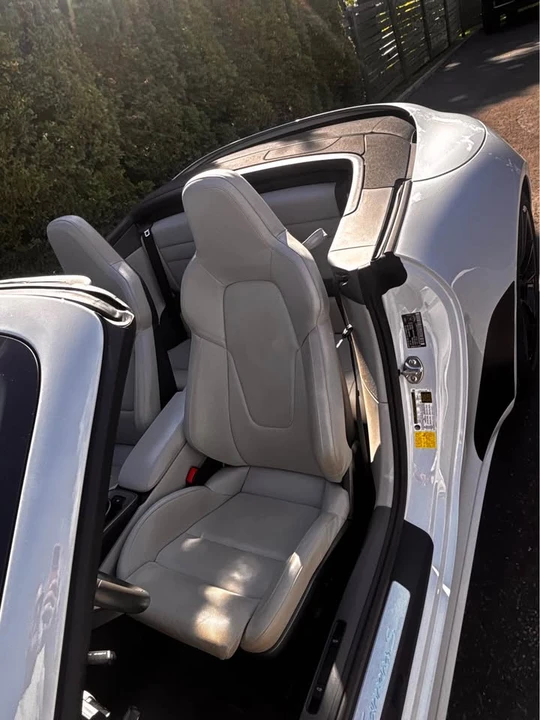 2020 Porsche 992 Carrera - Image 18 of 20