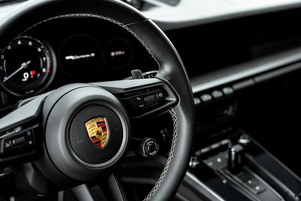 2020 Porsche 992 Carrera S - Image 12 of 20