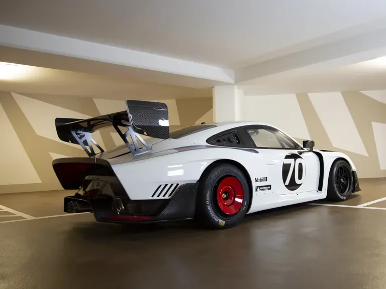 2020 Porsche 934 & 935 - Image 3 of 31
