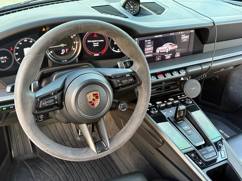 2020 Porsche 992 Carrera 4S - Image 6 of 8