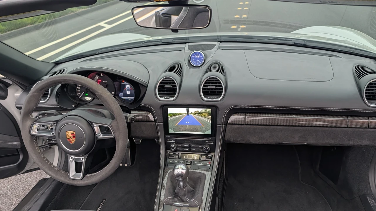 2020 Porsche 718 Boxster - Image 14 of 21