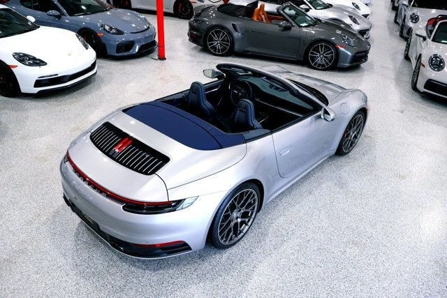 2020 Porsche 992 Carrera 4S - Image 9 of 12