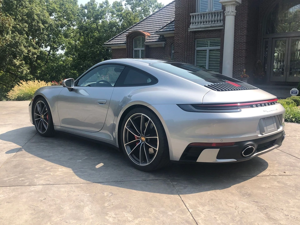 2020 Porsche 992 Carrera 4S - Image 11 of 22