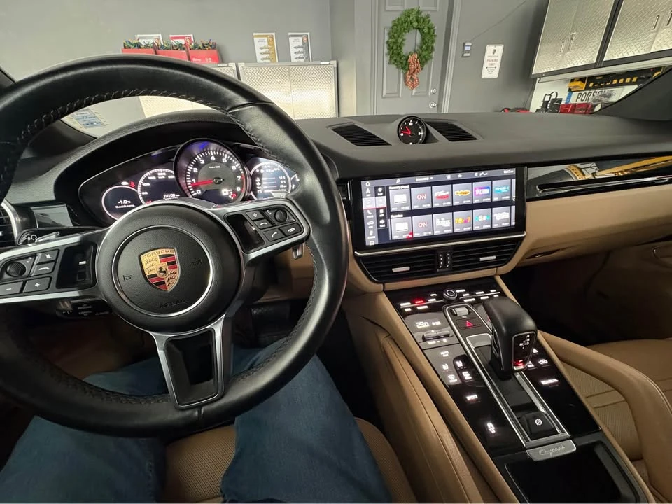 2020 Porsche 9Y0/9Y3 Cayenne - Image 2 of 20