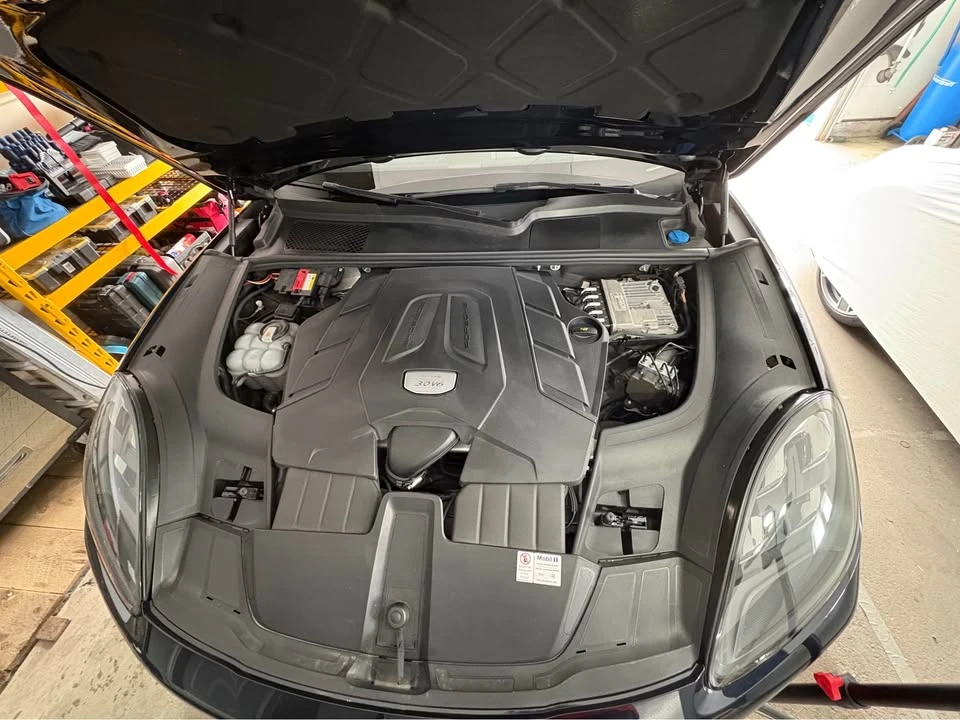 2020 Porsche 9Y0/9Y3 Cayenne - Image 16 of 20