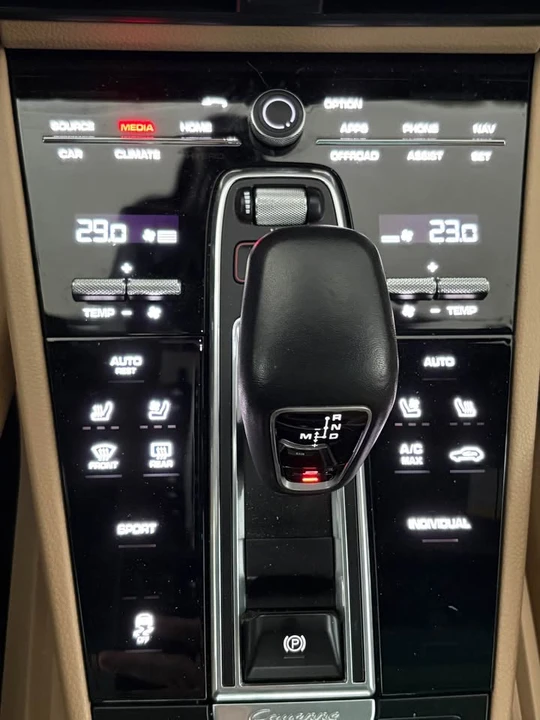 2020 Porsche 9Y0/9Y3 Cayenne - Image 4 of 20