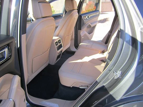 2020 Porsche 9Y0/9Y3 Cayenne - Image 18 of 21