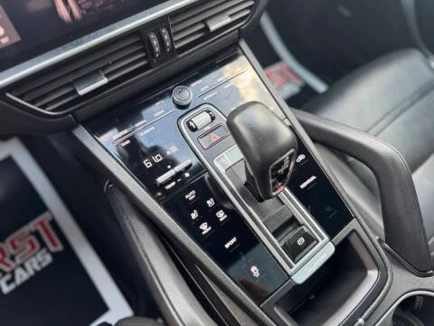 2020 Porsche 9Y0/9Y3 Cayenne - Image 12 of 19
