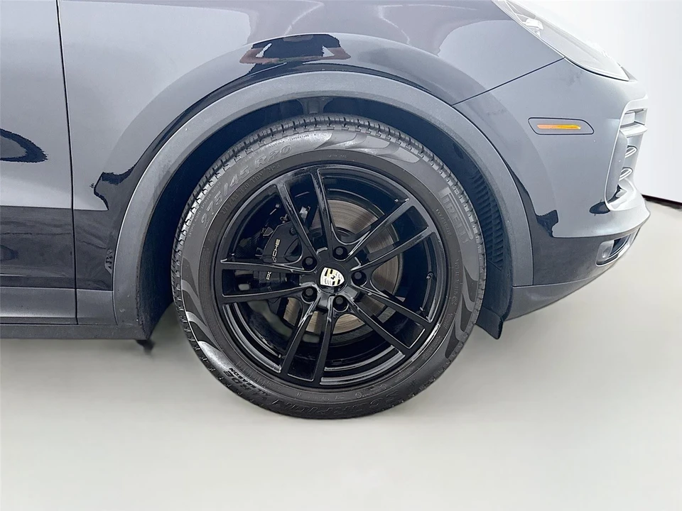 2020 Porsche - Image 30 of 31