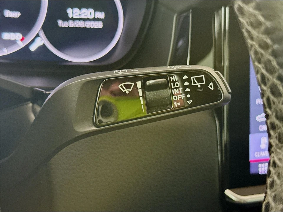2020 Porsche - Image 6 of 31